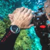 Komputer nurkowy Suunto D5 w kolorze czarnym dla początkujących i nurków rekreacyjnych