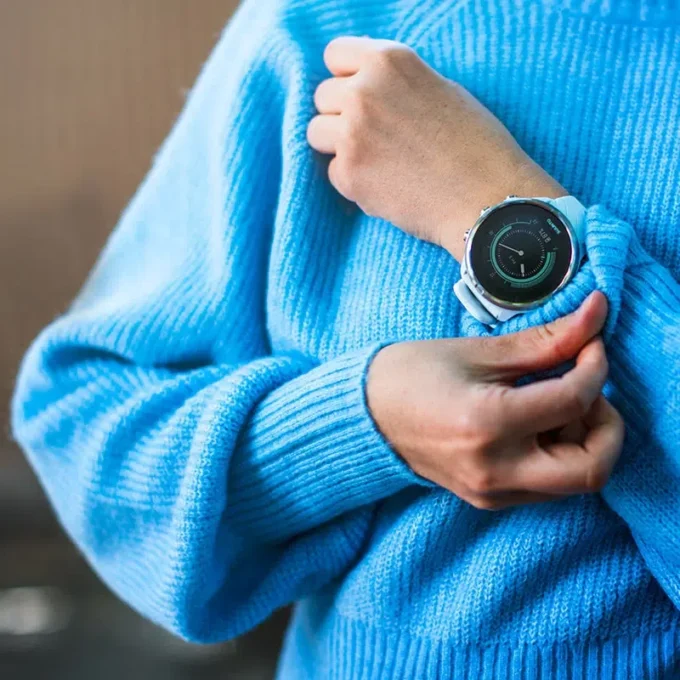 Suunto 9 biały – sportowy zegarek z GPS i długim czasem pracy baterii