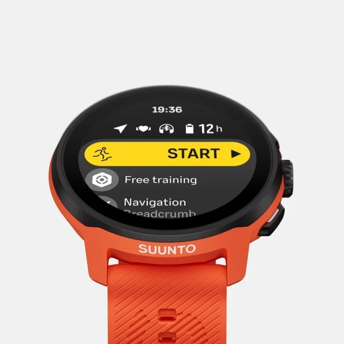 Suunto Run w kolorze koralowo-pomarańczowym z silikonowym paskiem Suunto Run w kolorze koralowo-pomarańczowym z silikonowym paskiem