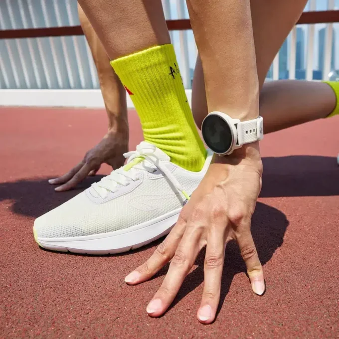 Suunto Run w kolorze mroźnej szarości z silikonowym paskiem Suunto Run w kolorze mroźnej szarości z silikonowym paskiem