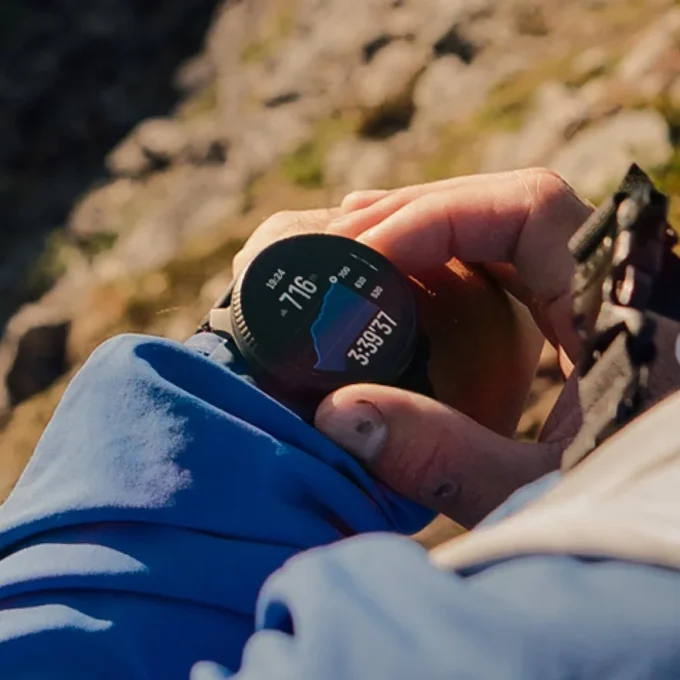 Suunto Vertical 2 tytanowy w kolorze szałwiowym Suunto Vertical 2 tytanowy w kolorze szałwiowym